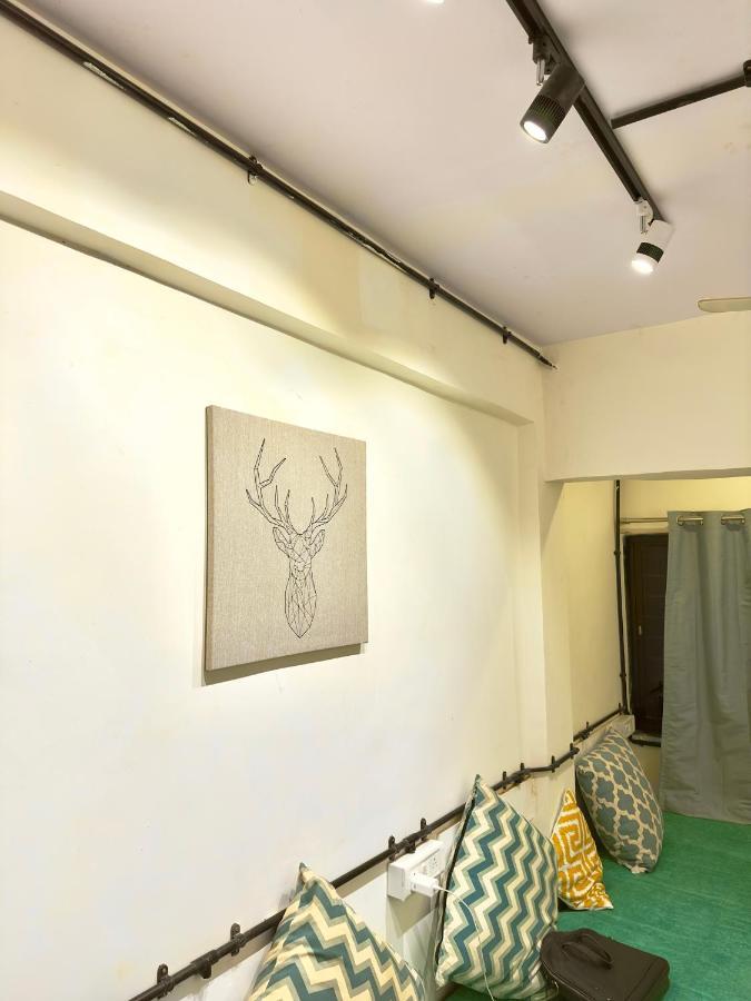 Locomo Express - Stay Work Eat Bombaim Exterior foto